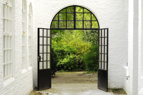 door-5312834_1280.jpg